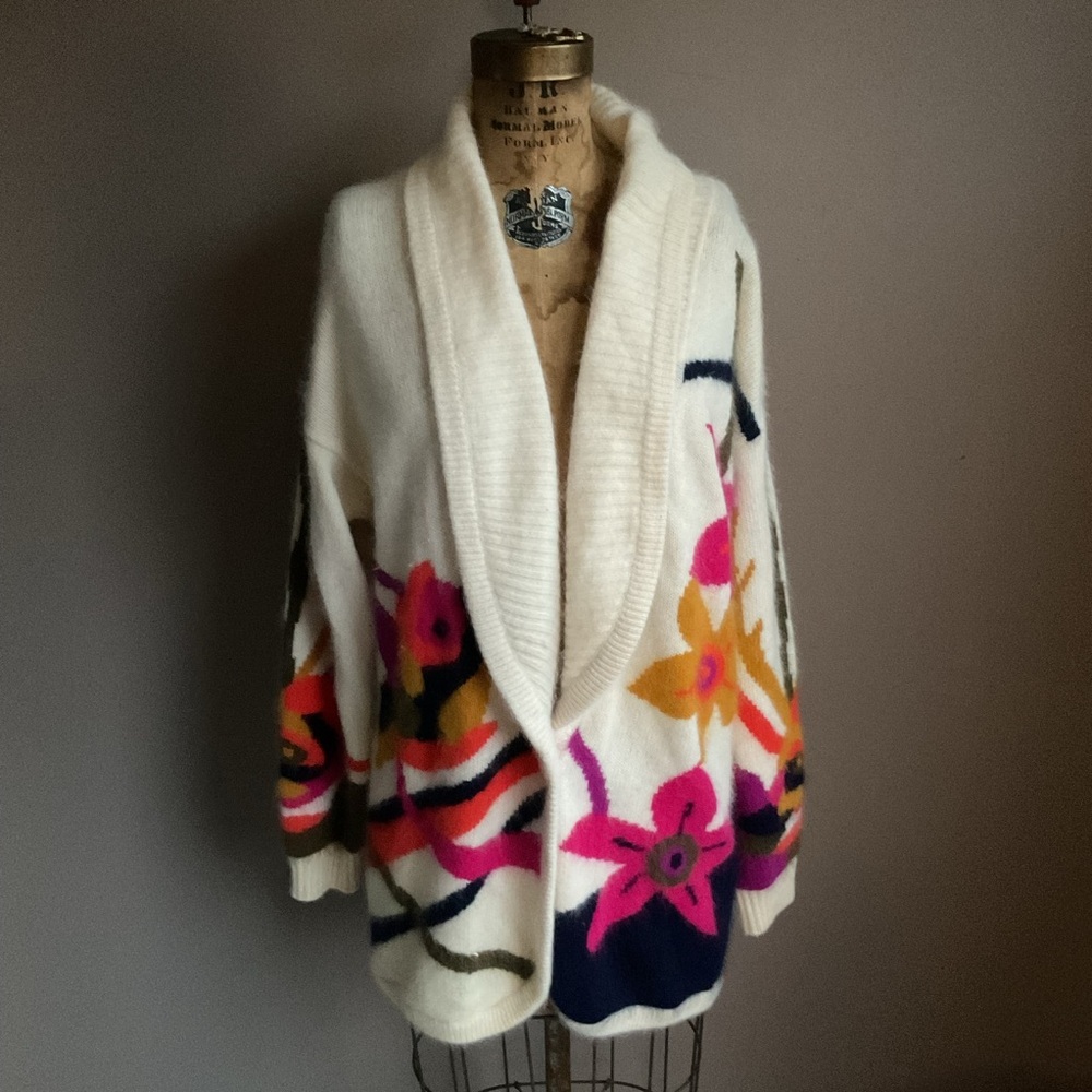 Vintage 80’s Rafaella Cream Floral Angora Rabbit Fur Wool Blend Cardigan, medium